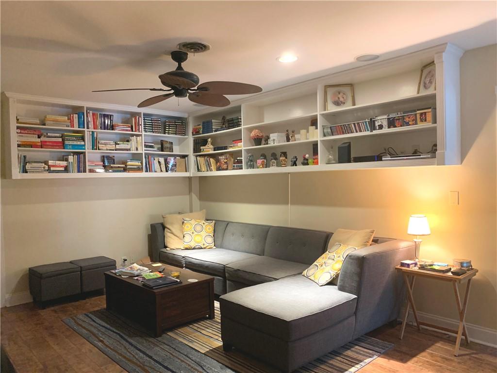 Imperial Point 3rd Sec 55 - Residential