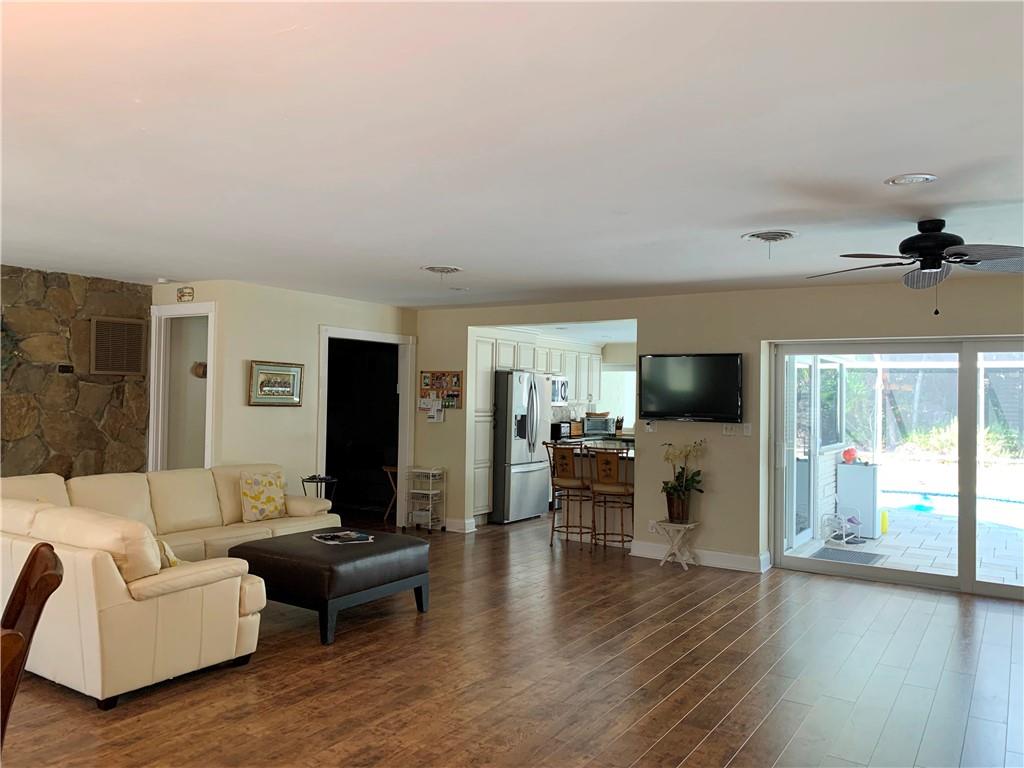 Imperial Point 3rd Sec 55 - Residential