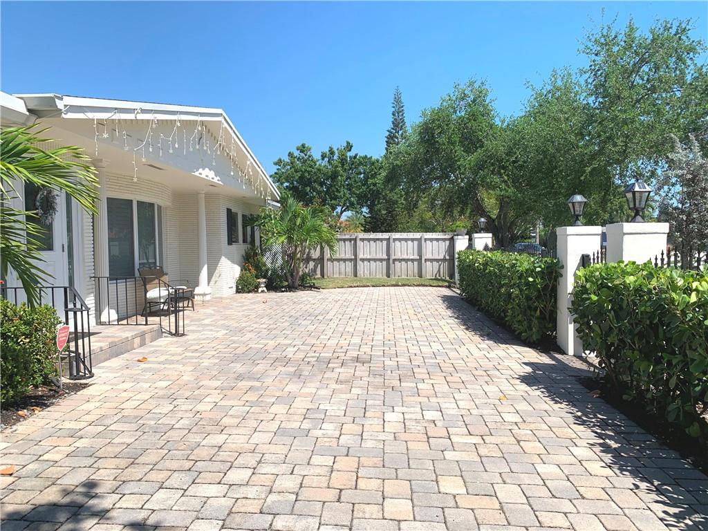 Imperial Point 3rd Sec 55 - Residential