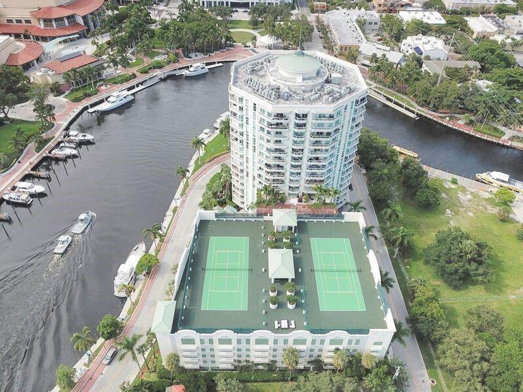 Photo of 401 SW 4th Ave #904, Fort Lauderdale, FL 33315 (MLS # F10535302)