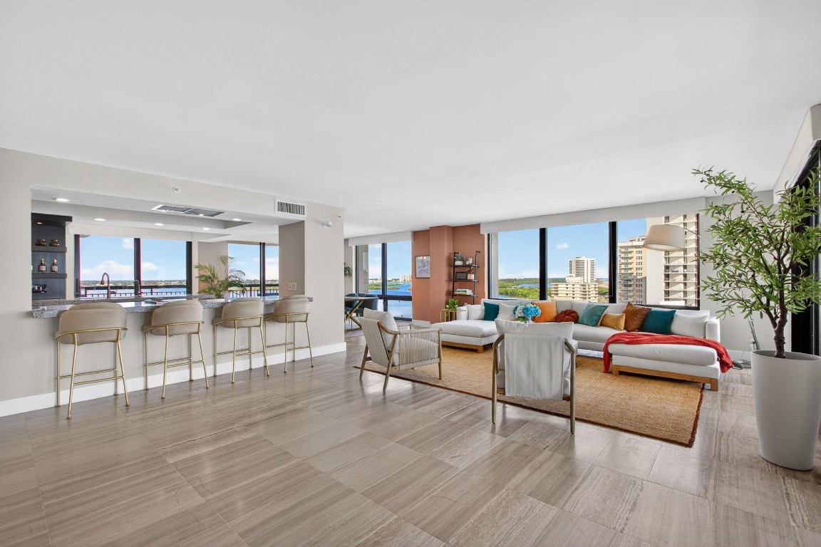 EASTPOINTE COND II UNIT 1 - Residential