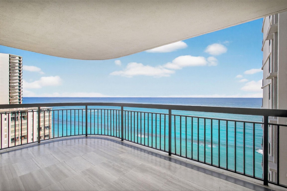 EASTPOINTE COND II UNIT 1 - Residential