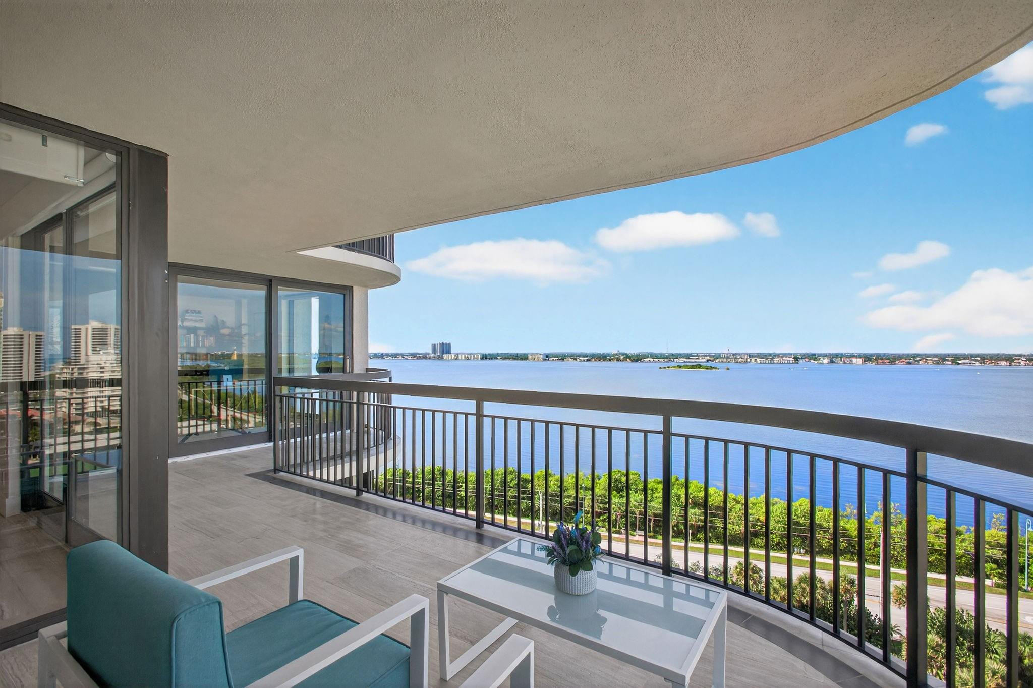 EASTPOINTE COND II UNIT 1 - Residential