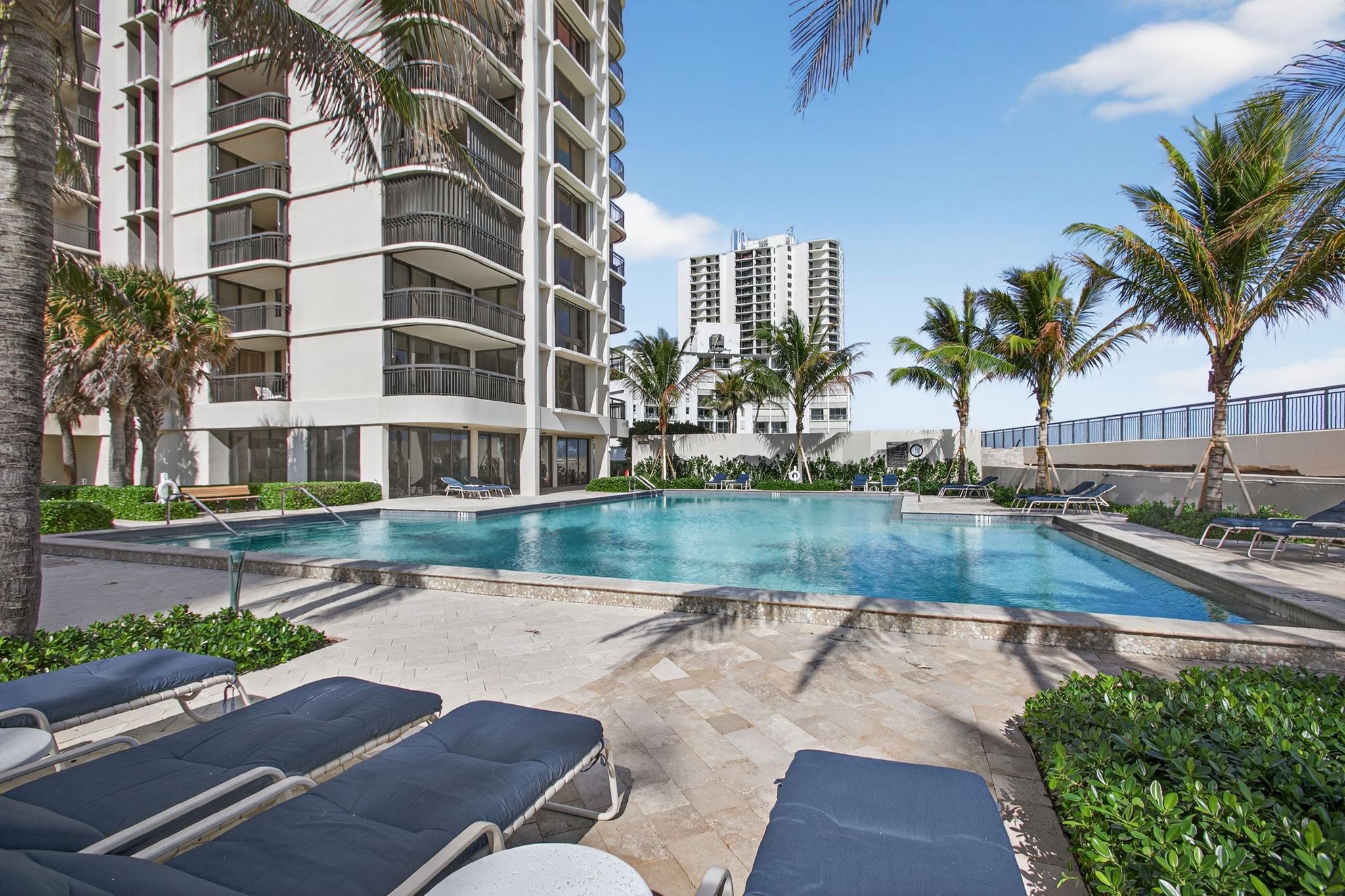 EASTPOINTE COND II UNIT 1 - Residential