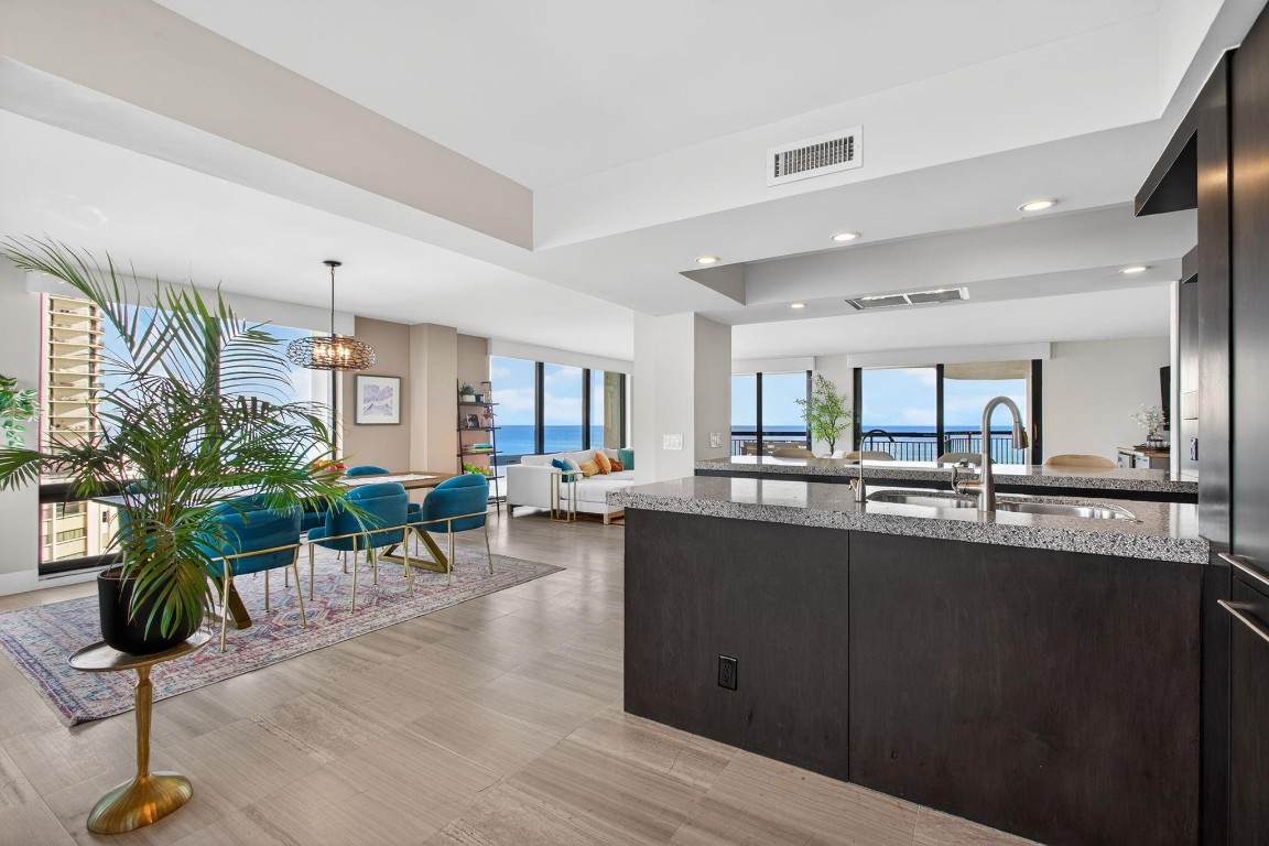 EASTPOINTE COND II UNIT 1 - Residential