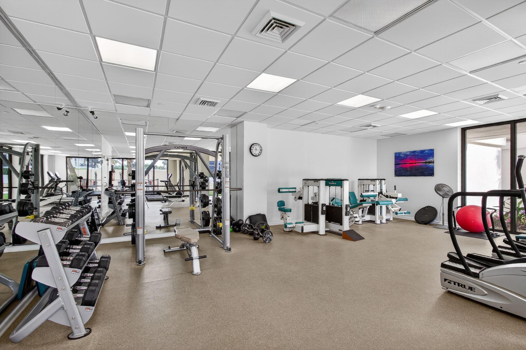 EASTPOINTE COND II UNIT 1 - Residential