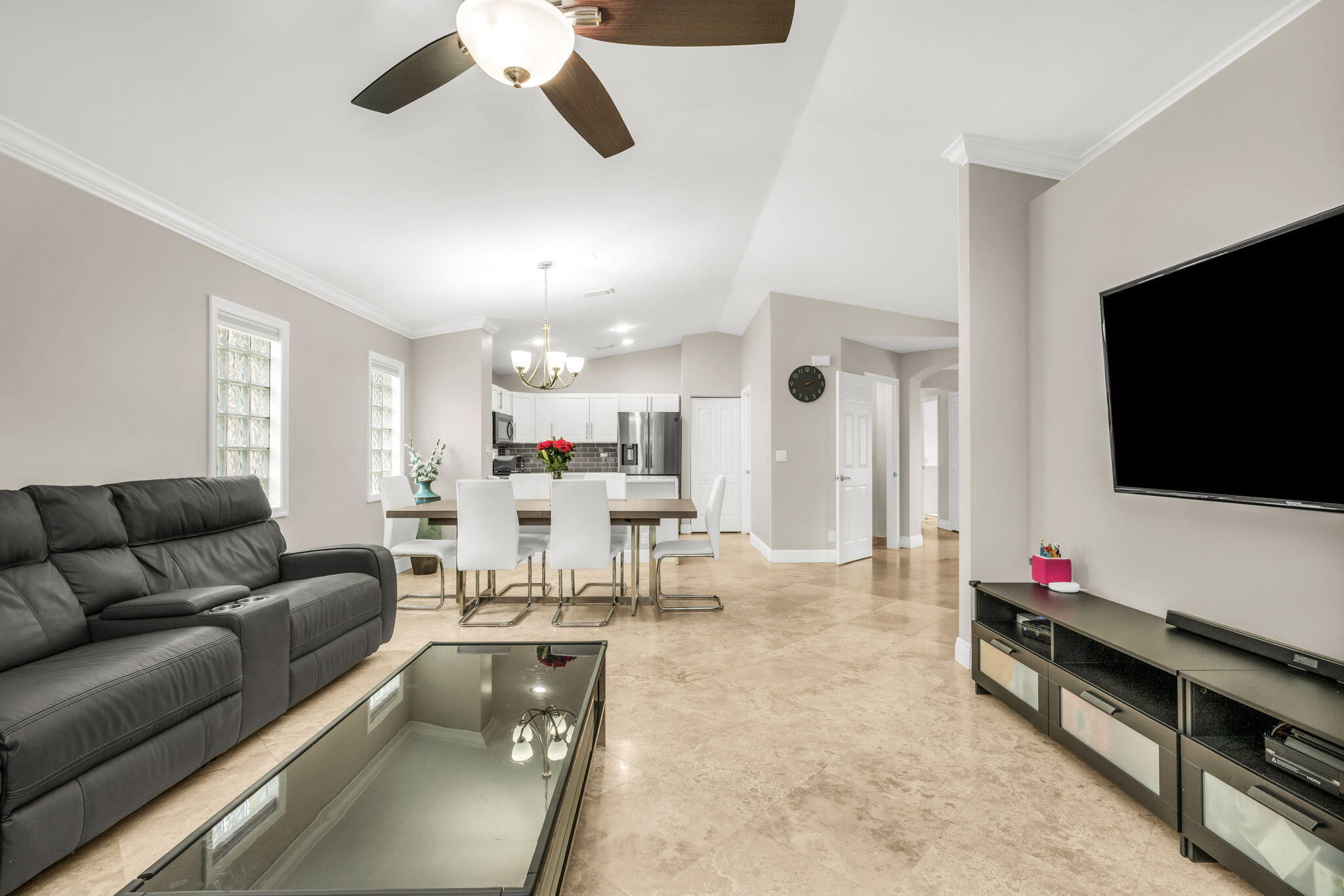WYNDHAM LAKES NORTH - Residential