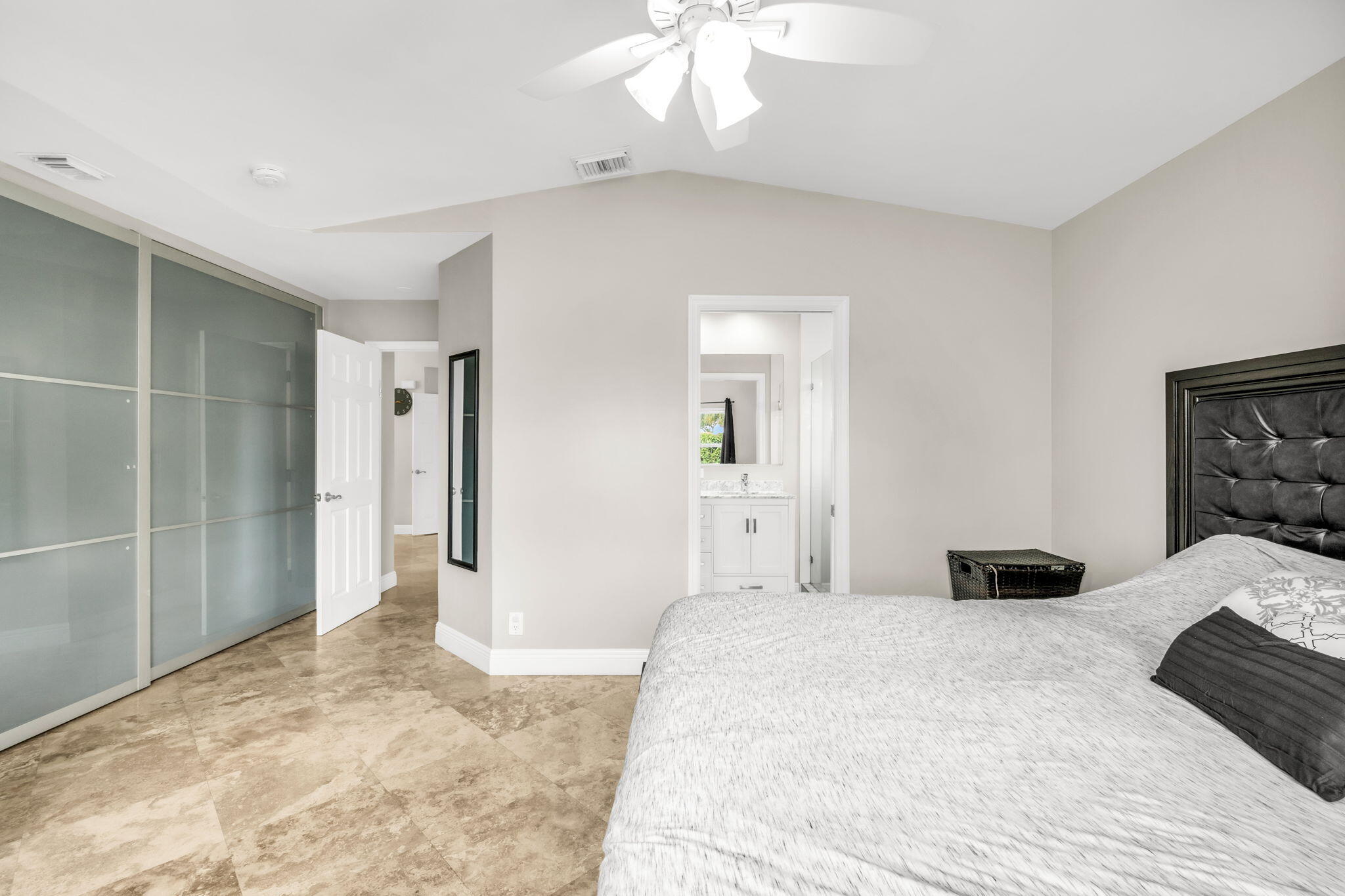 WYNDHAM LAKES NORTH - Residential