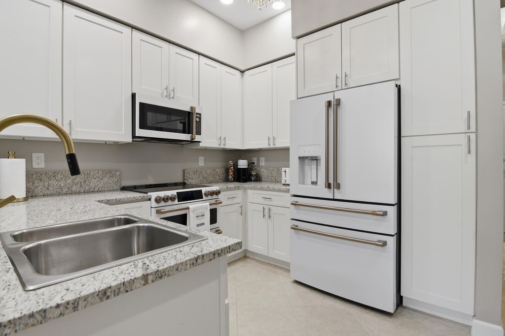 Photo of 801 S Olive Avenue #206, West Palm Beach, FL 33401 (MLS # B26030236)