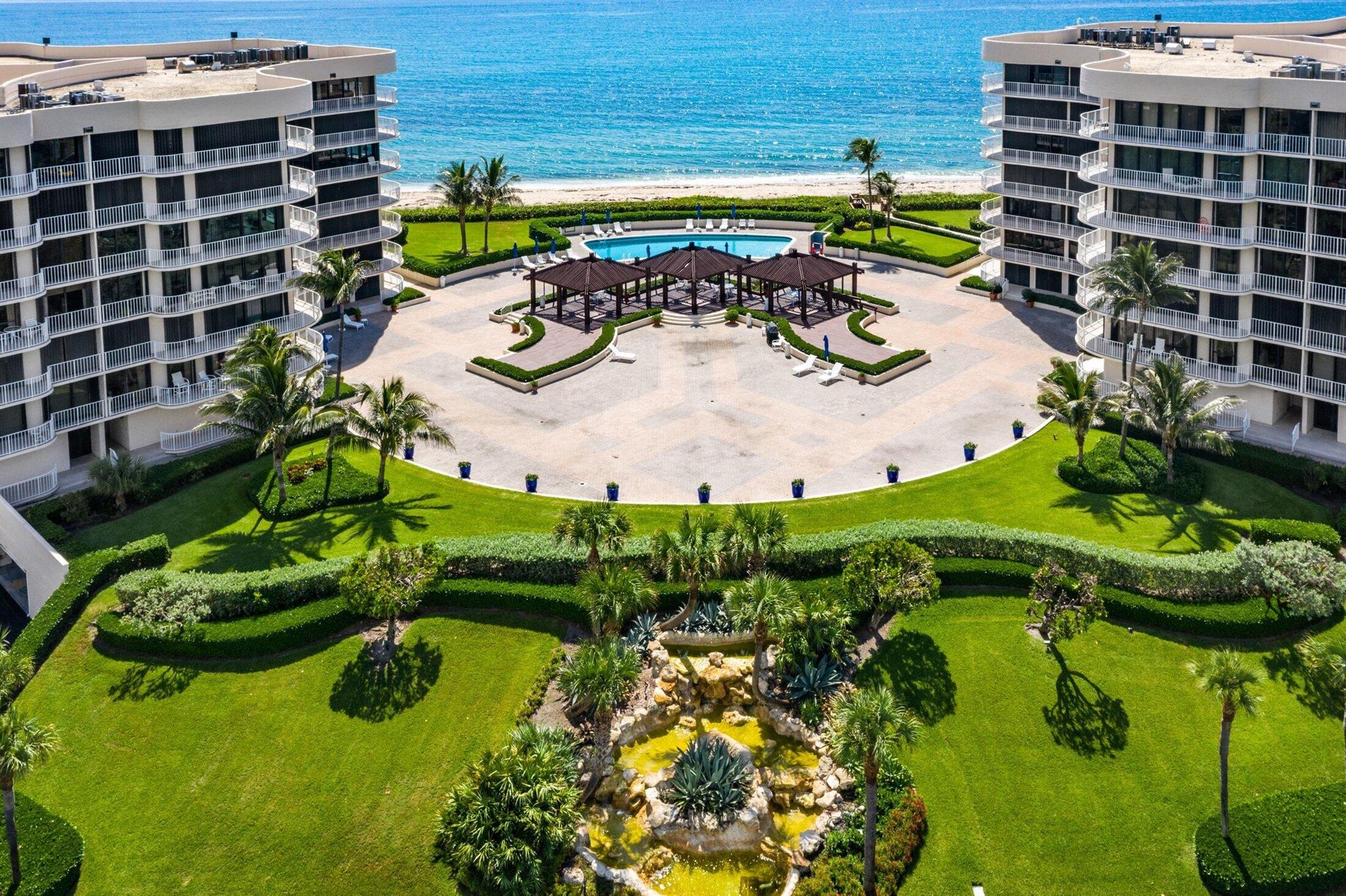 ATRIUMS OF PALM BEACH CON - Residential Lease