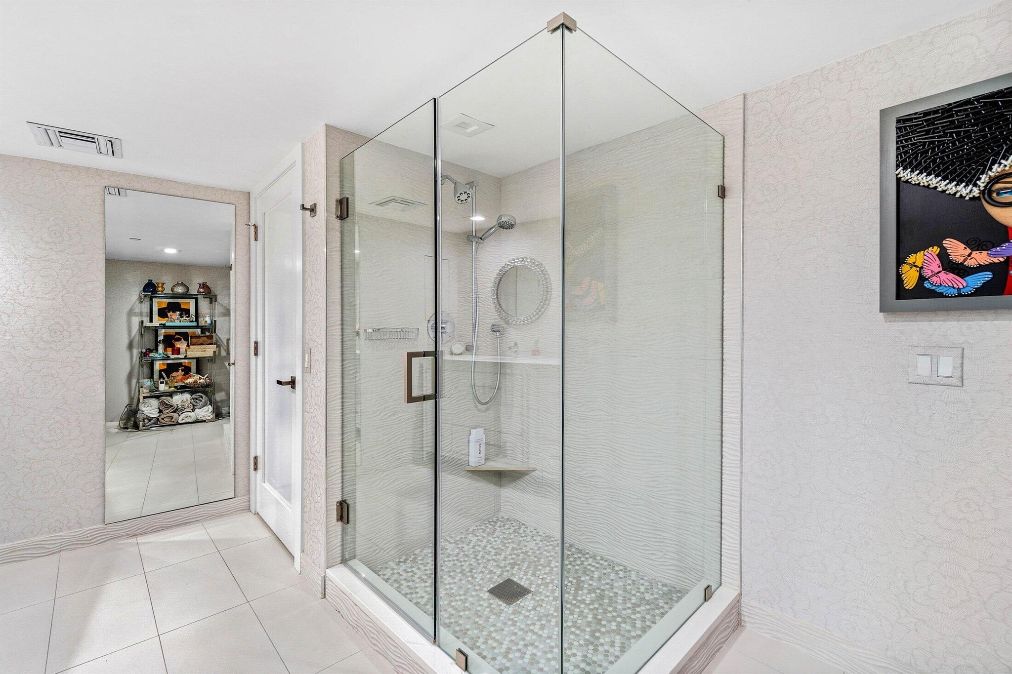 ATRIUMS OF PALM BEACH CON - Residential Lease