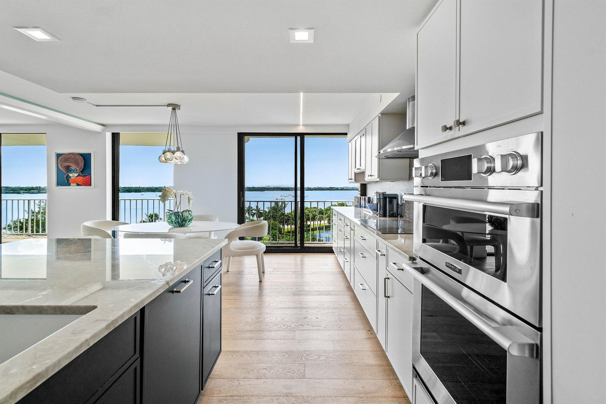 ATRIUMS OF PALM BEACH CON - Residential Lease
