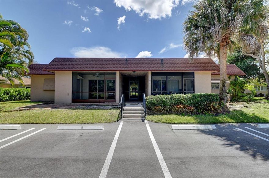 Location Location!! only  minutes away from either downtown Boynton Beach or Delray Beach! This little GEM is in the heart of it all and is ready for your special touches to make this home or a fantastic opportunity for investment as all ages and rentals are allowed.  This 2 bedroom 2 bathroom ''Villa'' style condo has 1020sf of living area plus a screened patio and storage.  Hurry- opportunity is knocking on the door and you better let her in quick. Condo Dues are $352/mo + special assessment for roof $96/mo thru 2025