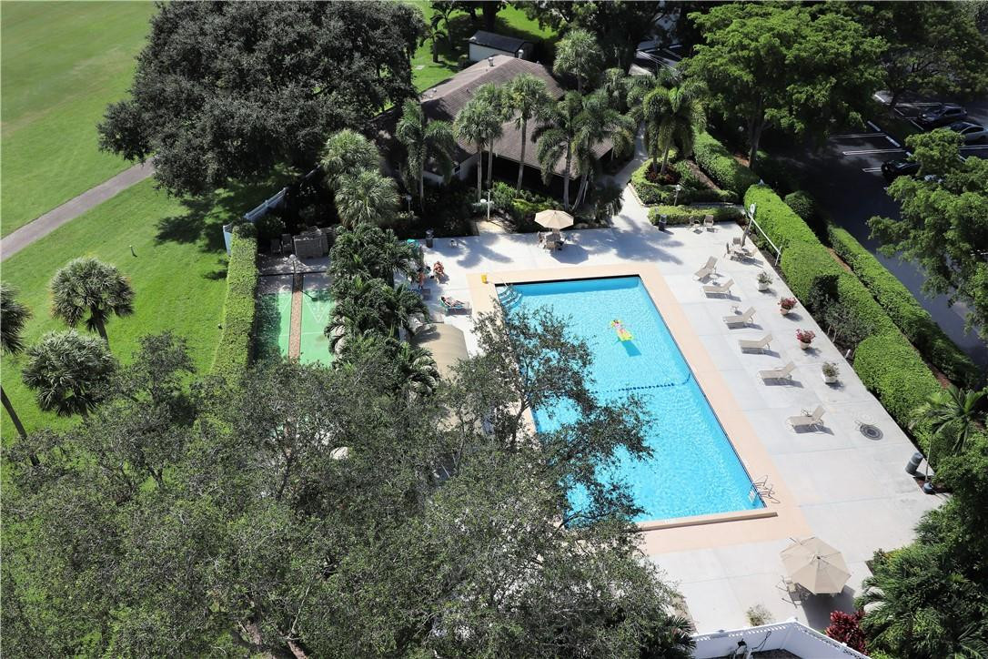 Palm Aire Country Club - Residential