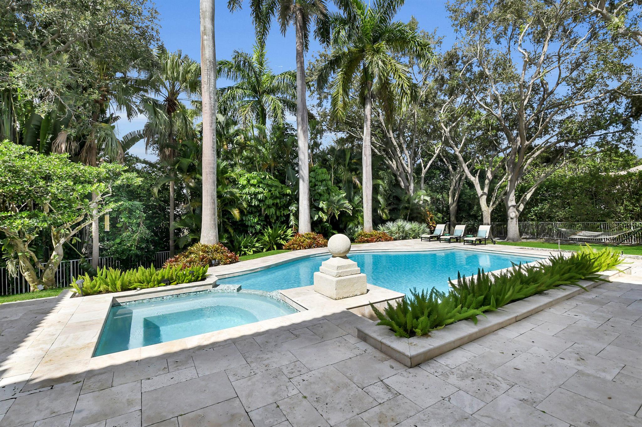 Les Jardins - Residential