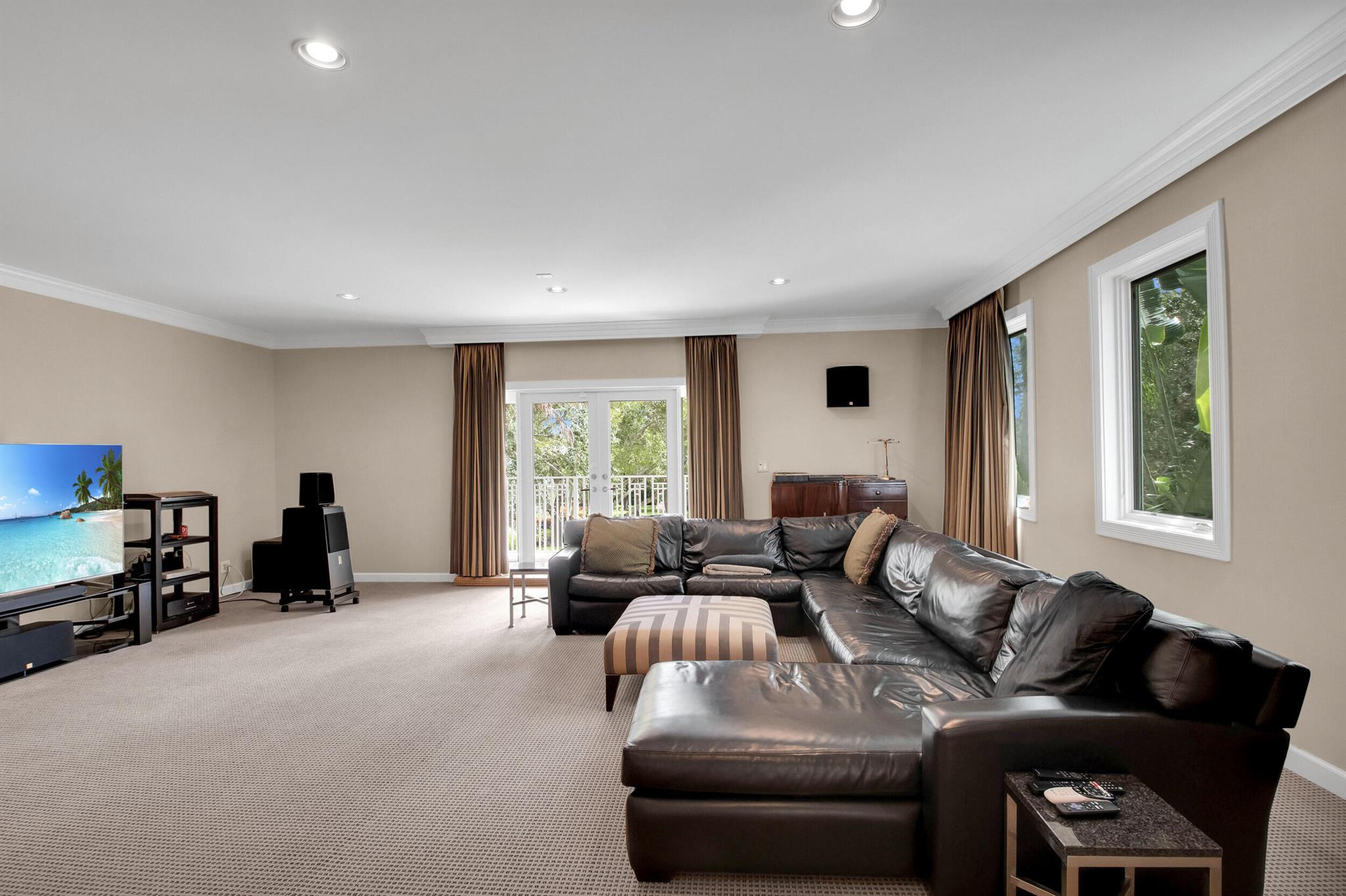 Les Jardins - Residential