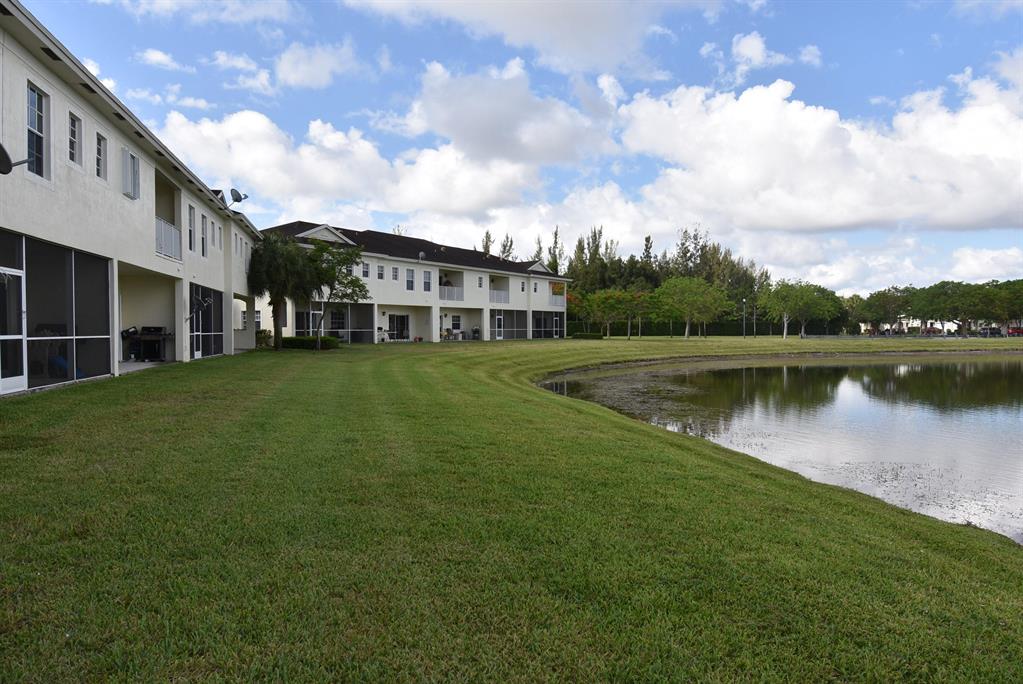 EMERALD LAKE TOWNHOMES - Residential