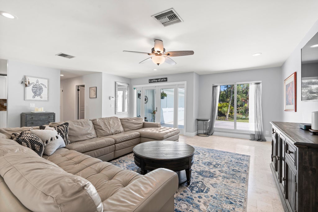 Photo of 10718 Sandy Run, Jupiter, FL 33478 (MLS # R10977104)