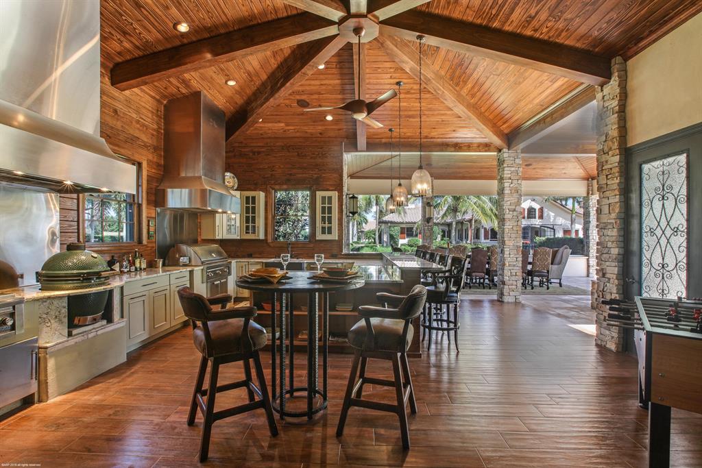 PALM BEACH POINT - Residential