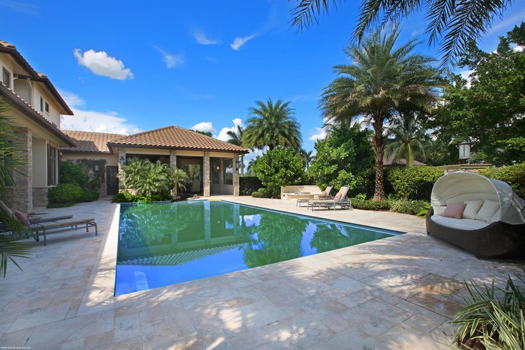 PALM BEACH POINT - Residential