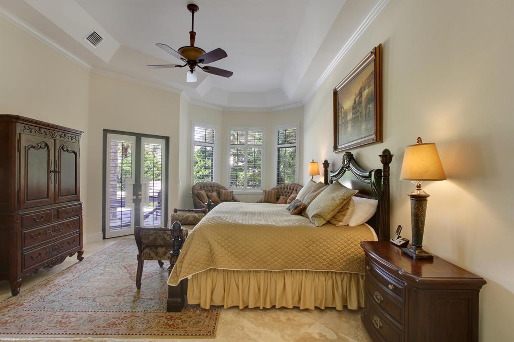 PALM BEACH POINT - Residential