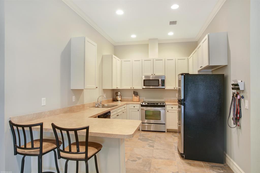 PALM BEACH POINT - Residential