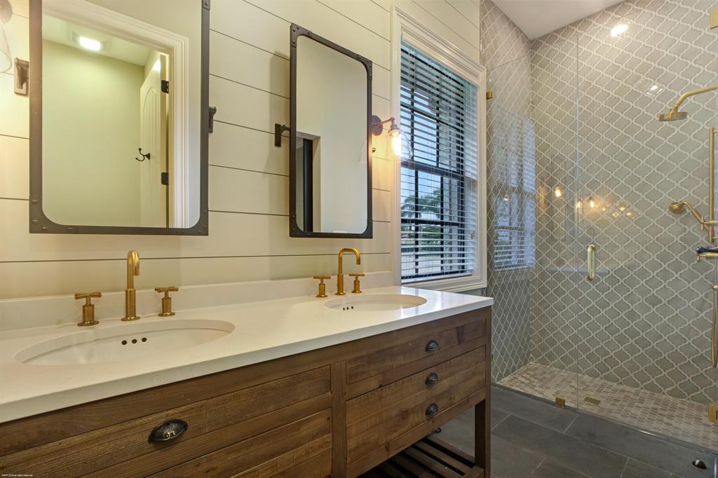 PALM BEACH POINT - Residential