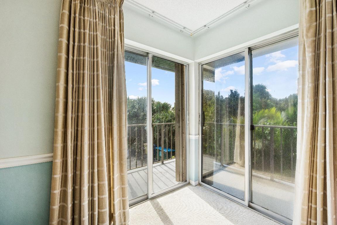 FAIRVIEW VILLAS CONDO - Residential