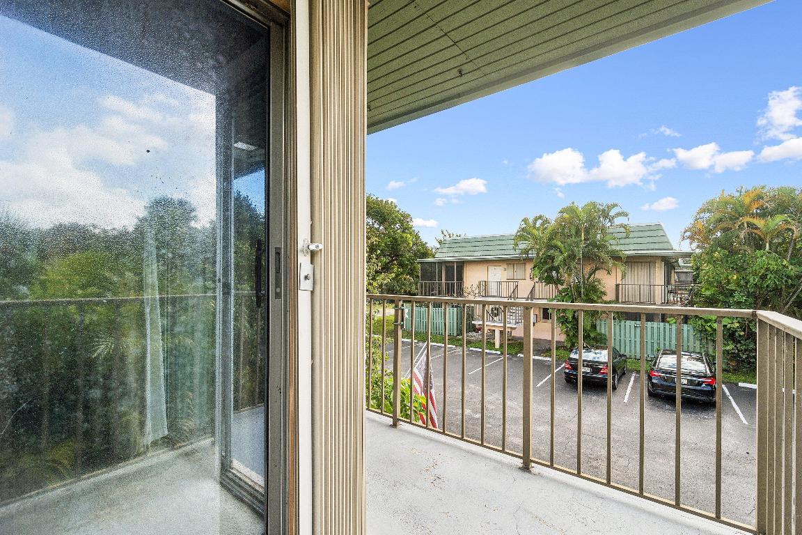 FAIRVIEW VILLAS CONDO - Residential