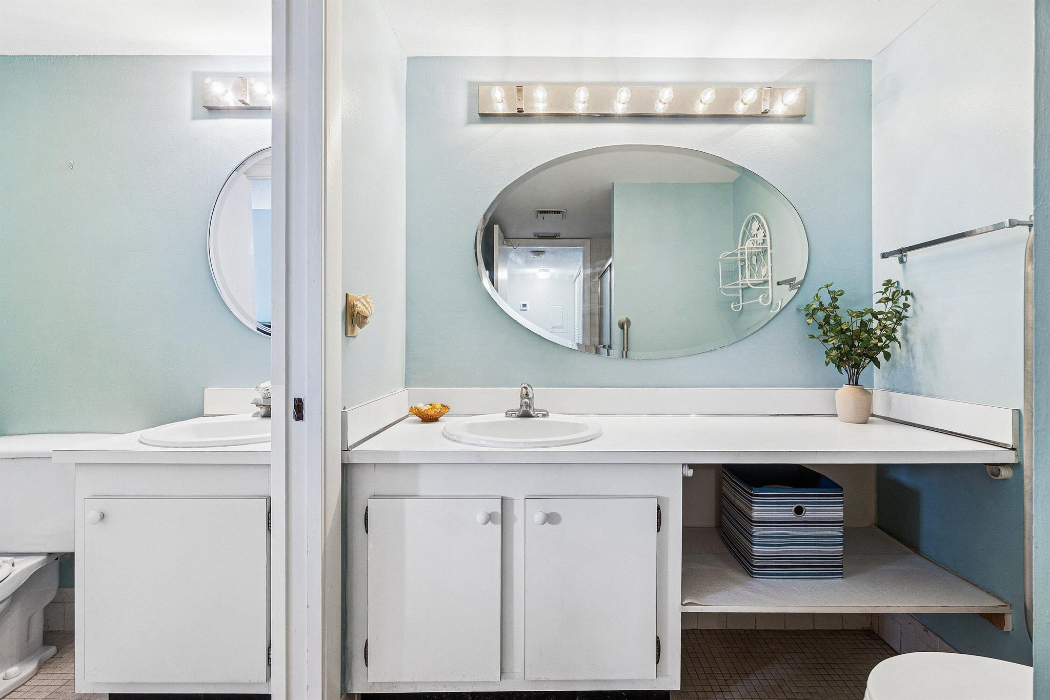 FAIRVIEW VILLAS CONDO - Residential