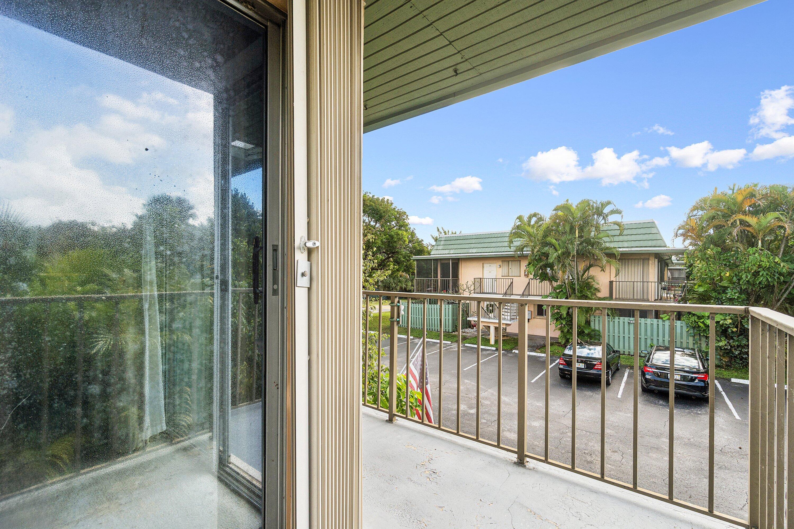 FAIRVIEW VILLAS CONDO - Residential