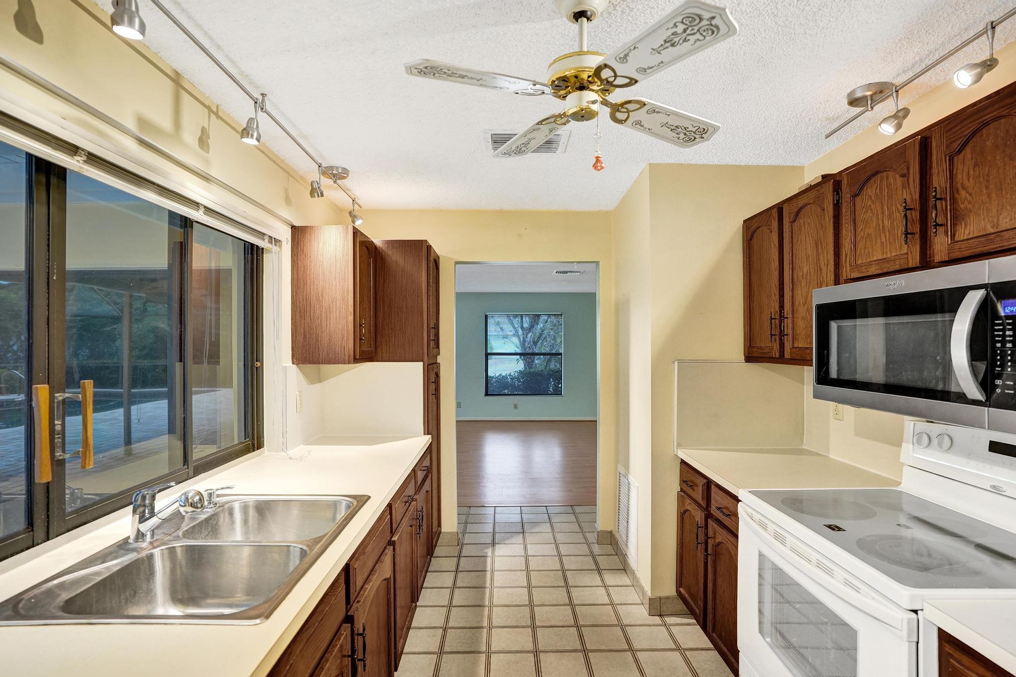 PINES AT BOCA DEL MAR - Residential