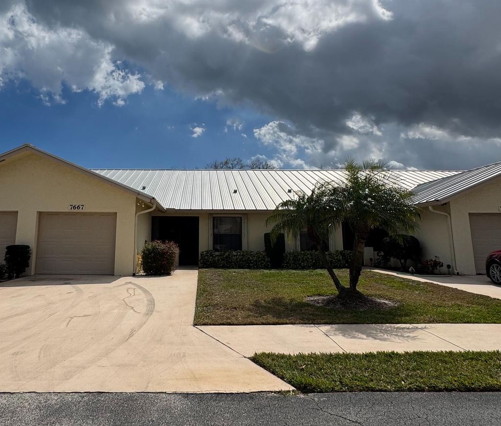 Photo of 7667 SE Sugar Sand Circle, Hobe Sound, FL 33455 (MLS # R11162919)