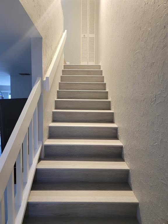 Canalake - Residential