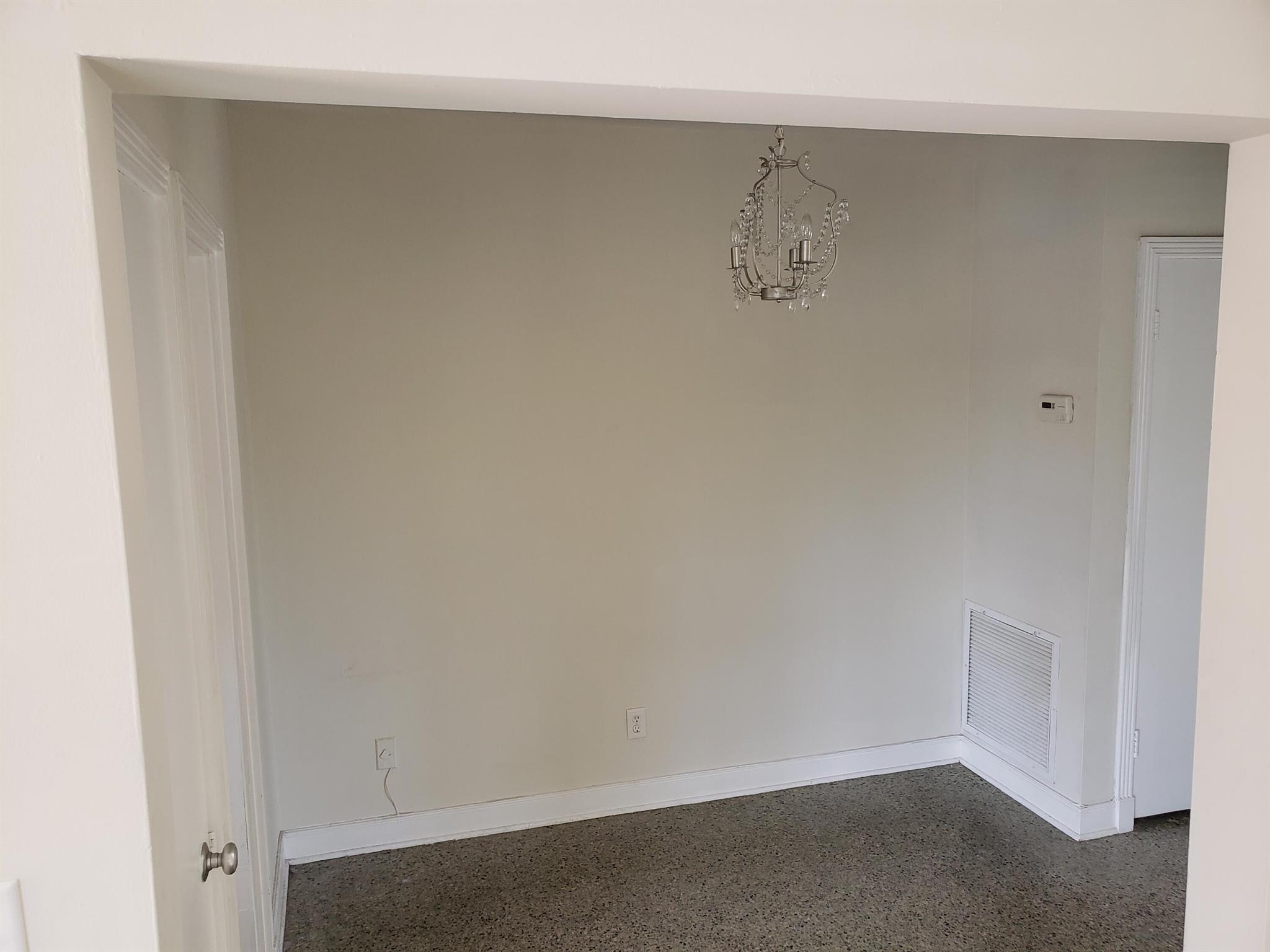 SOUTH PALM BEACH ESTATES - Residential Lease