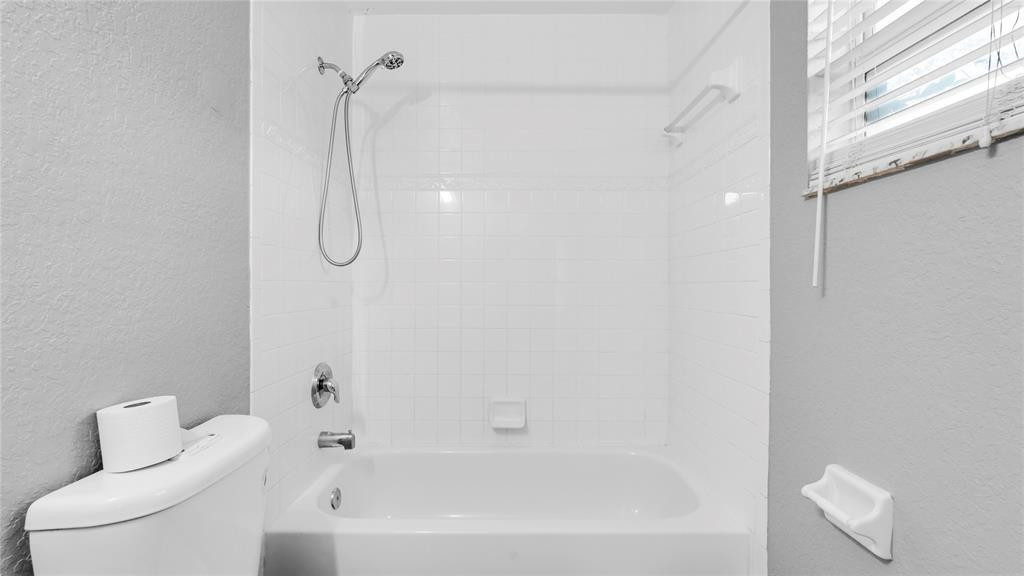 AVONDALE 6-29 B - Residential