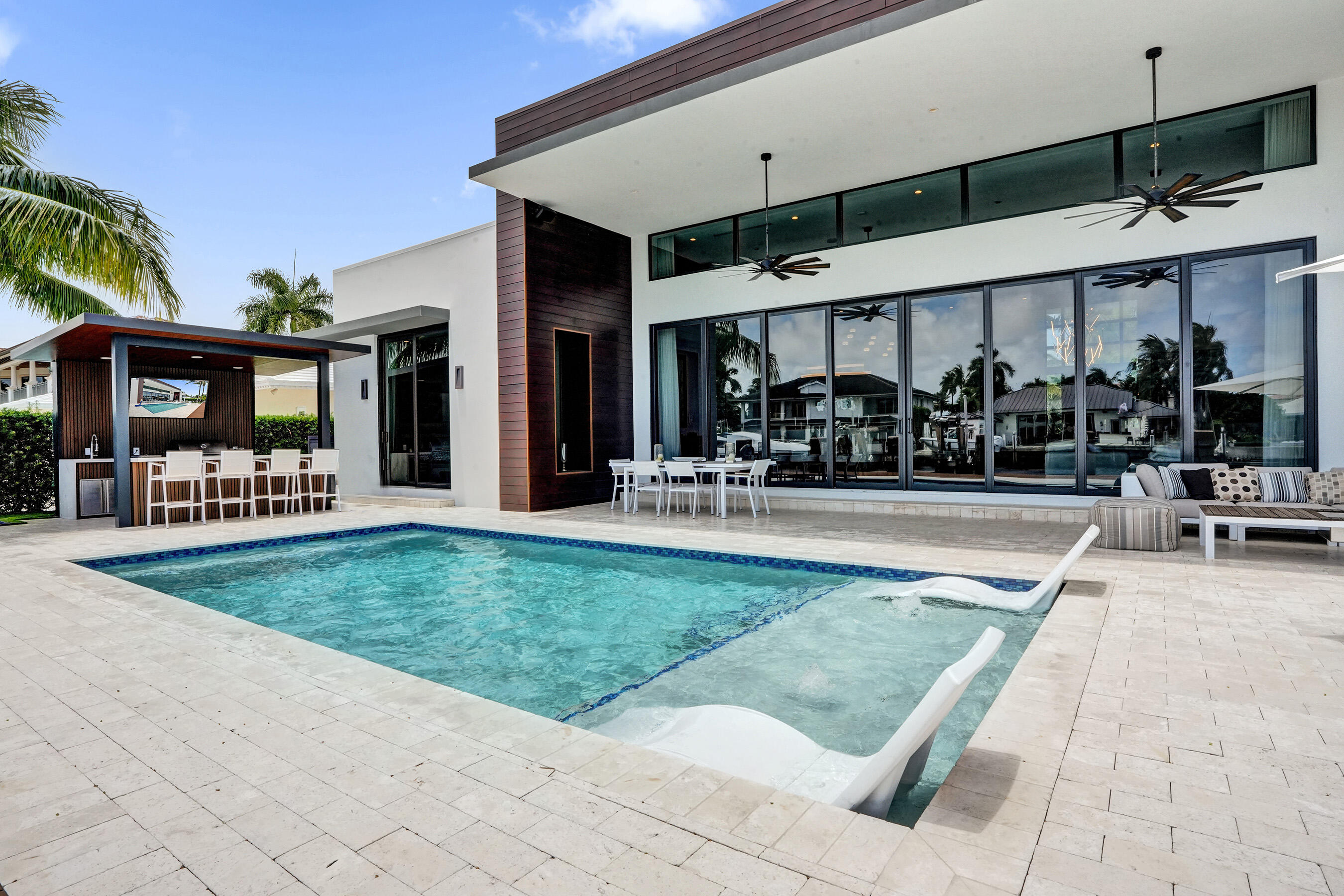 CORAL RIDGE COUNTRY CLUB - Residential