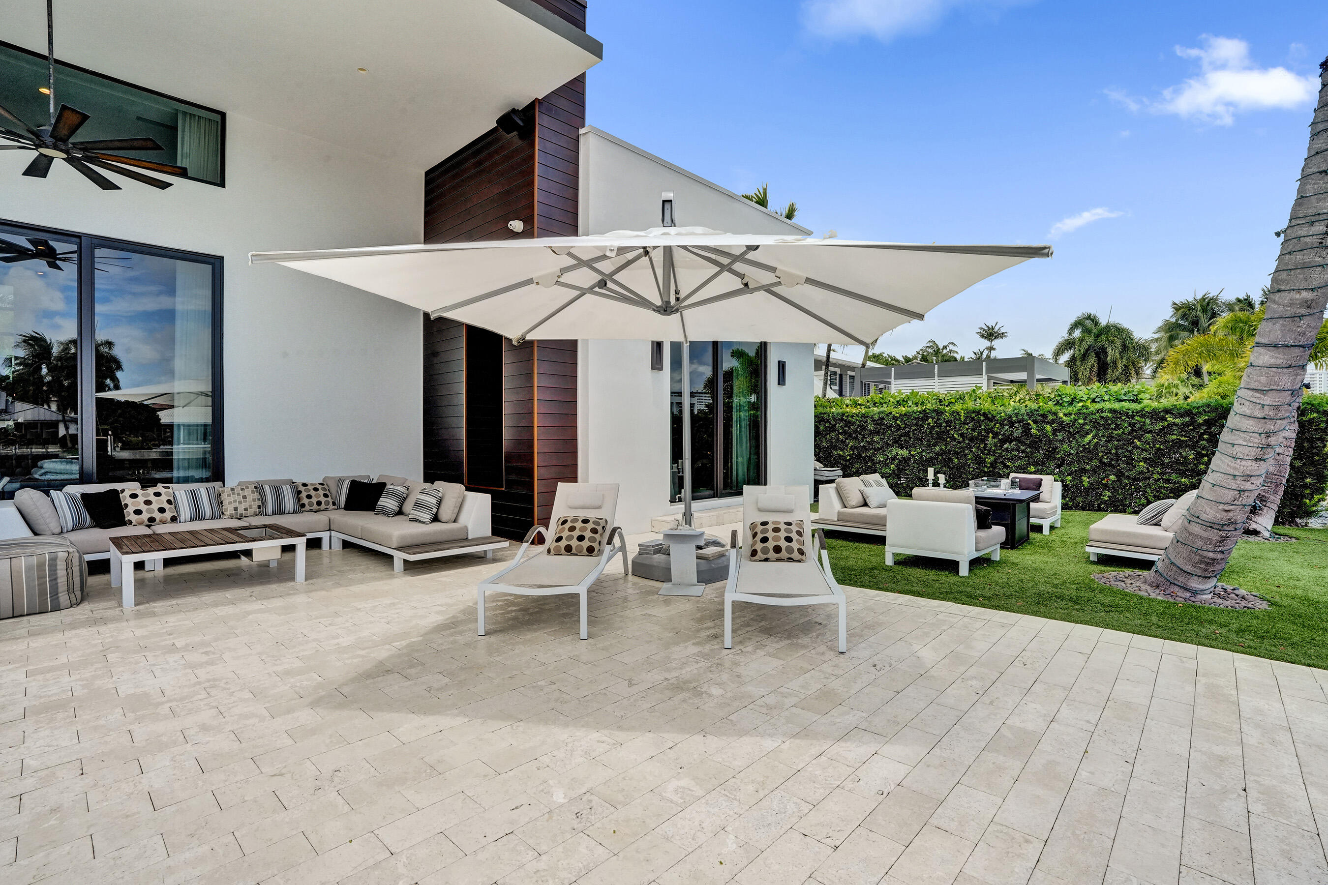 CORAL RIDGE COUNTRY CLUB - Residential