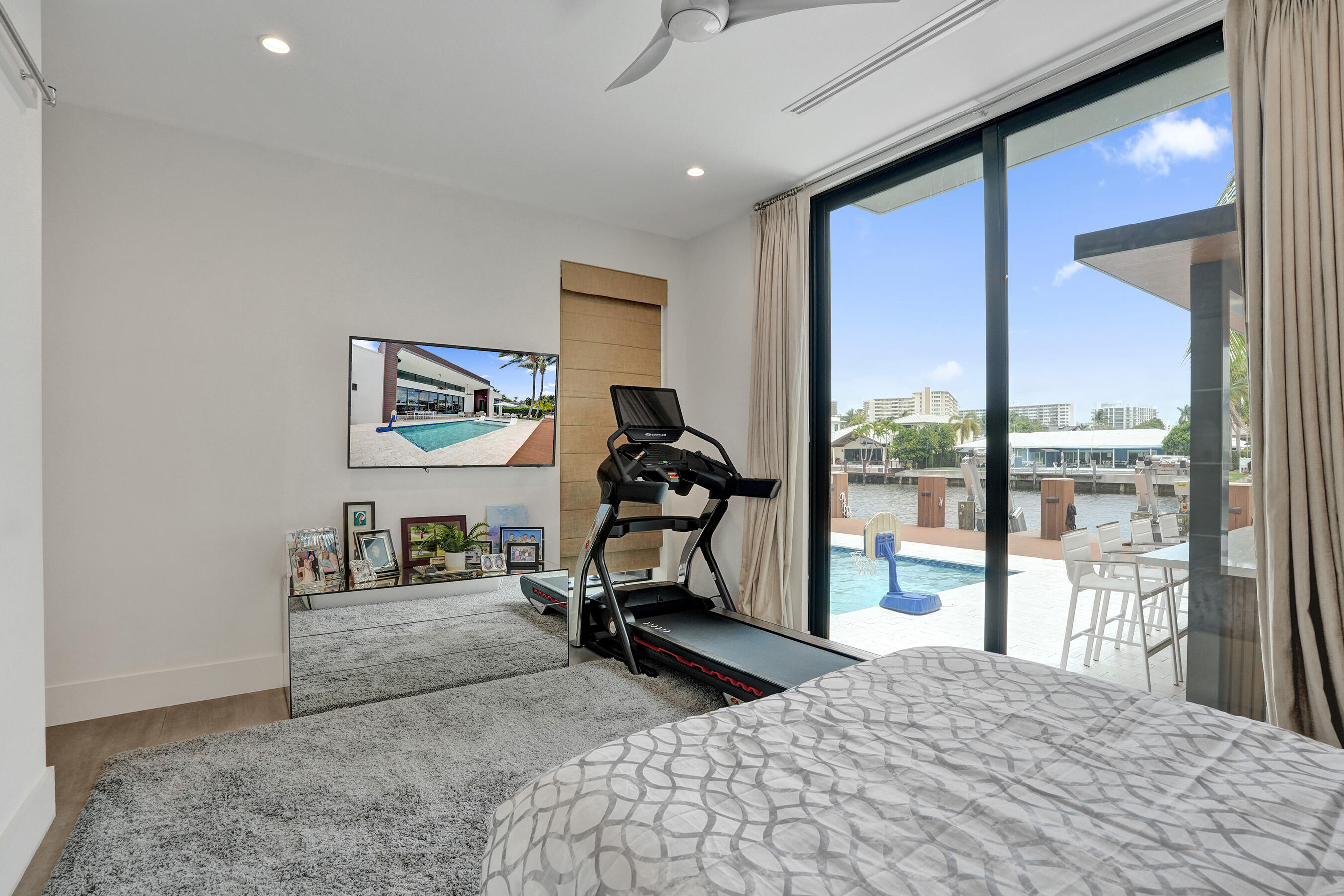 CORAL RIDGE COUNTRY CLUB - Residential