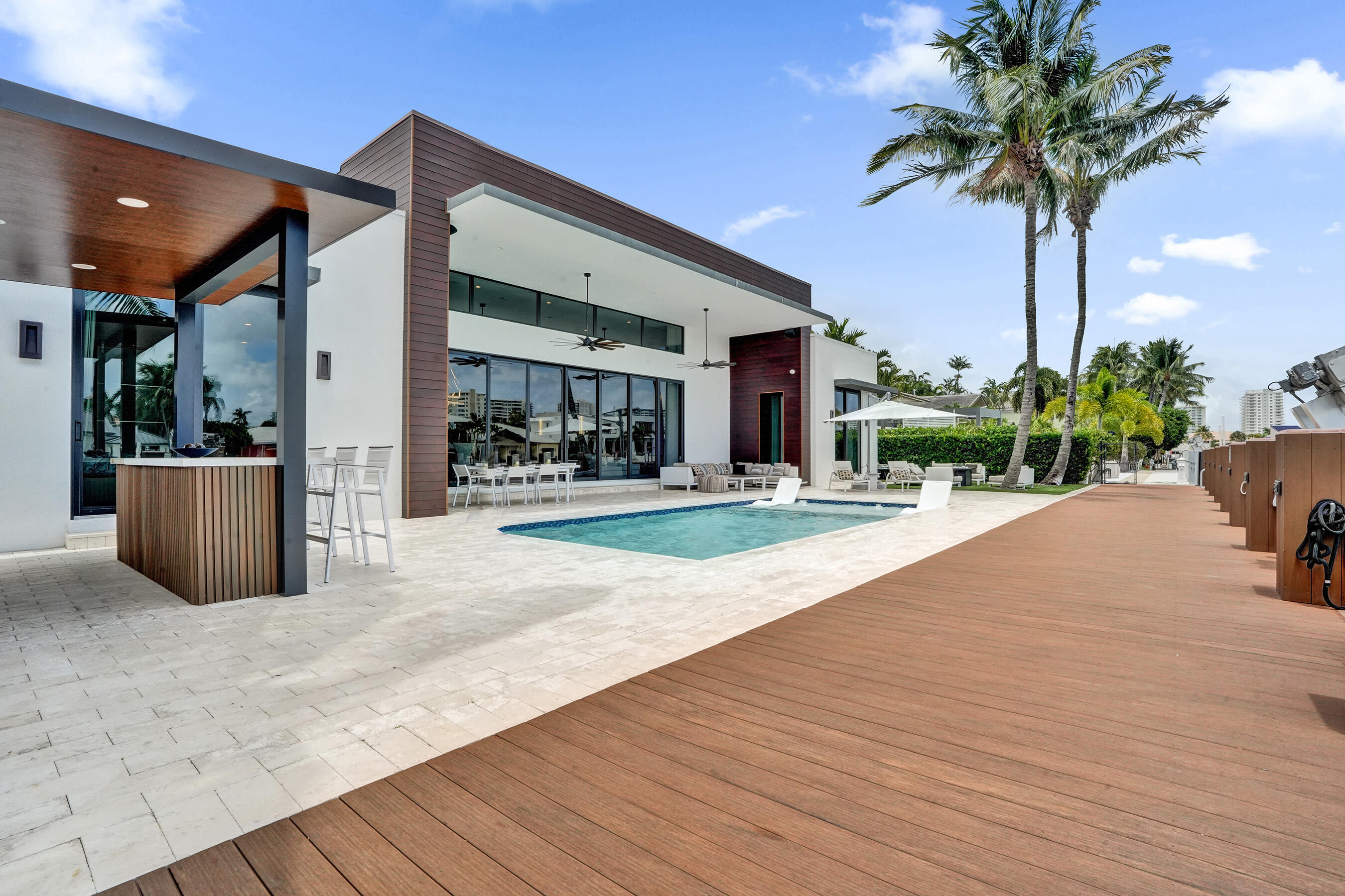 CORAL RIDGE COUNTRY CLUB - Residential