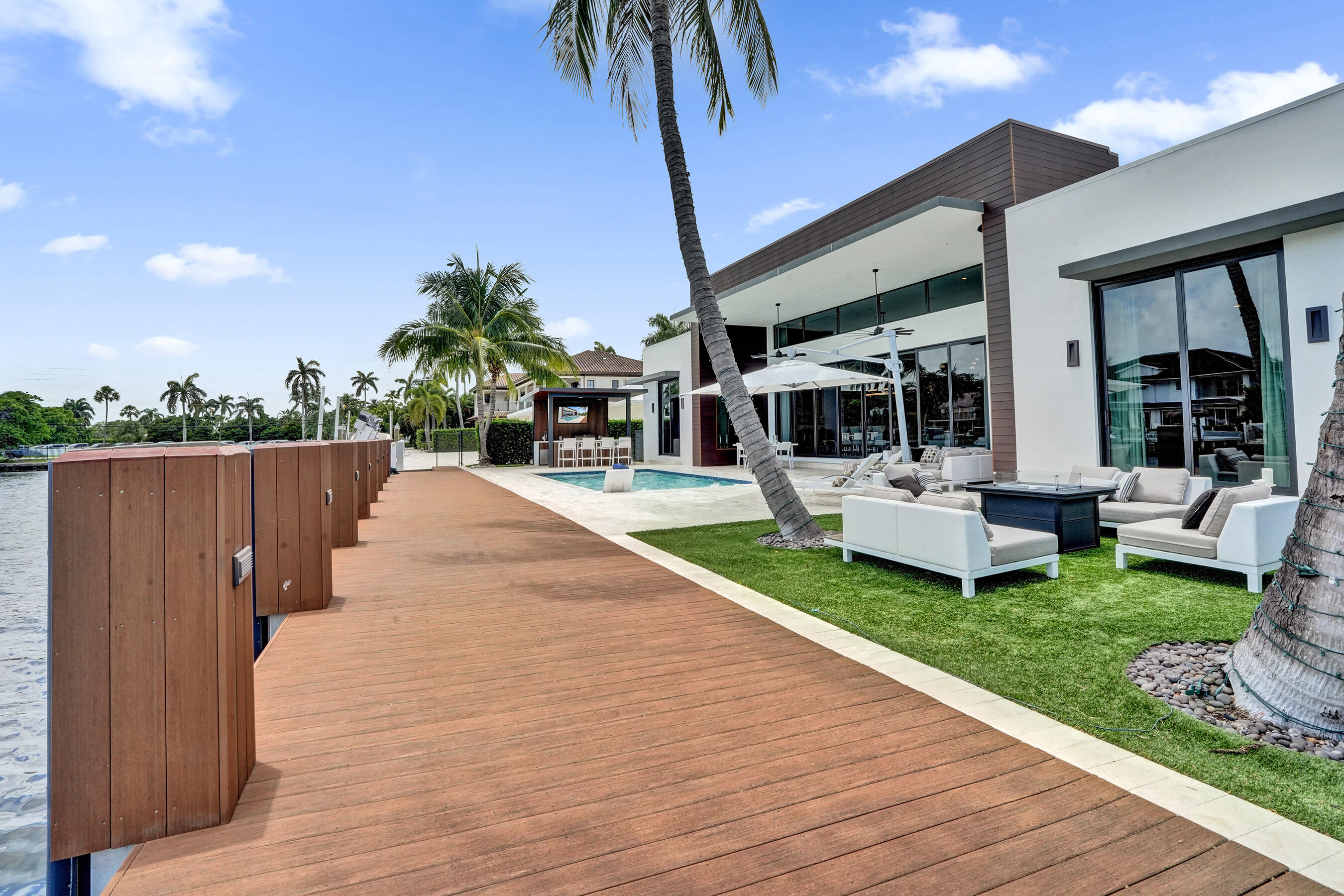 CORAL RIDGE COUNTRY CLUB - Residential