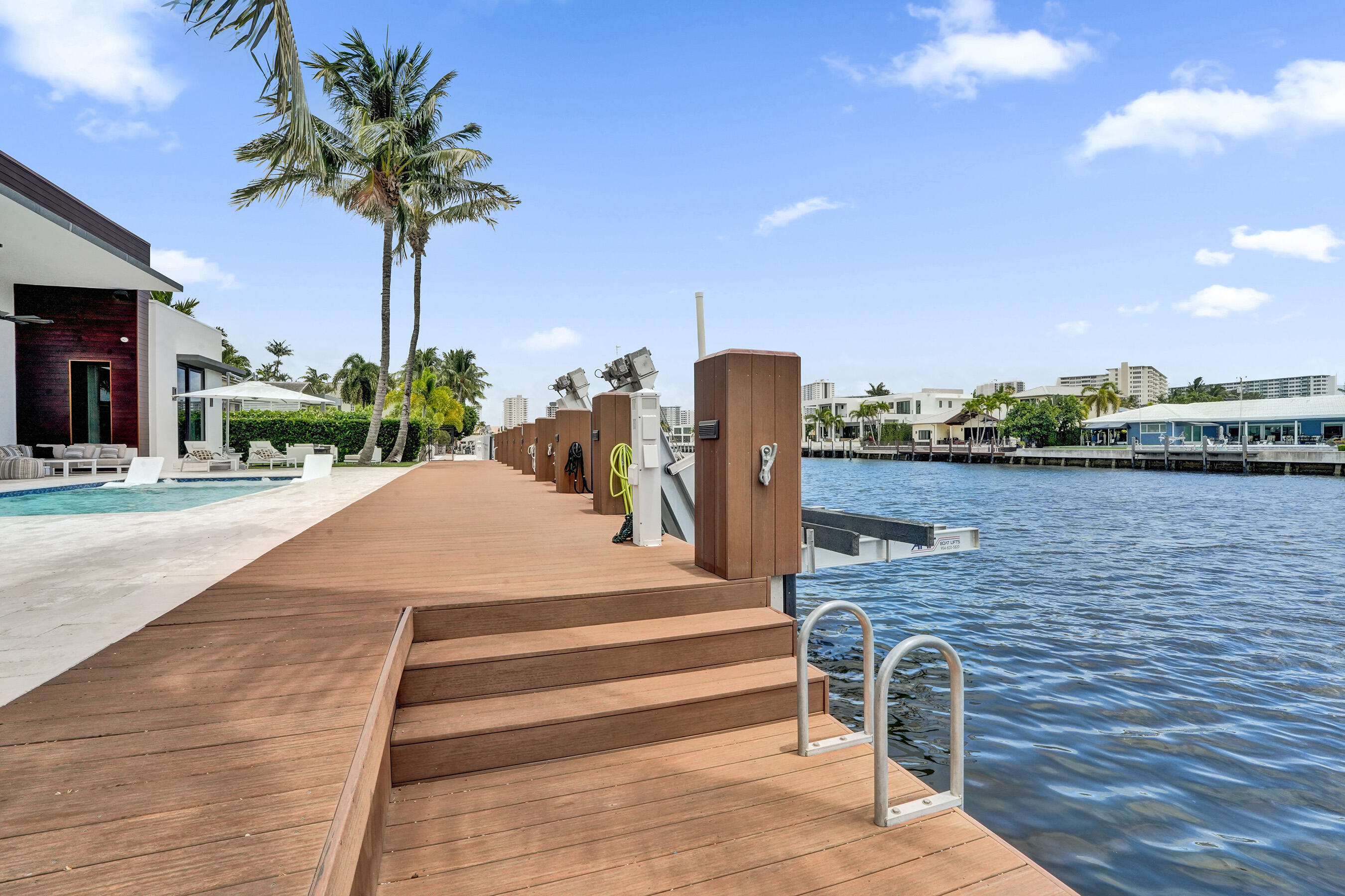 CORAL RIDGE COUNTRY CLUB - Residential