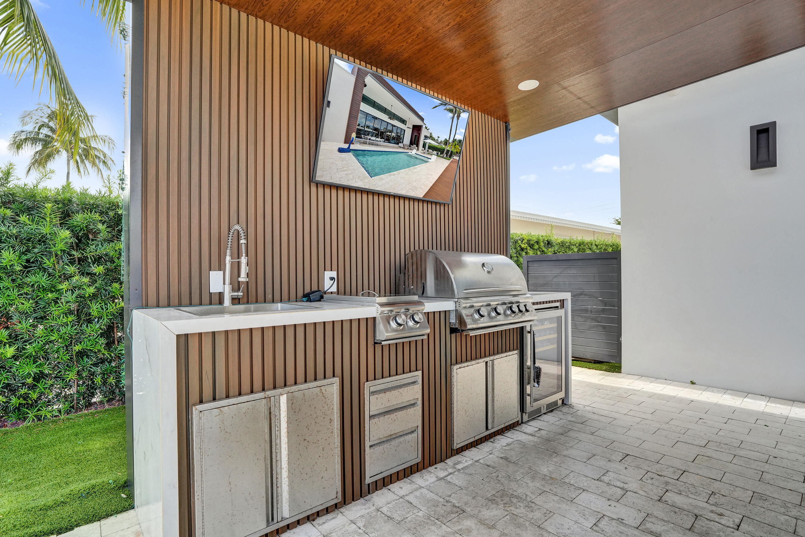 CORAL RIDGE COUNTRY CLUB - Residential