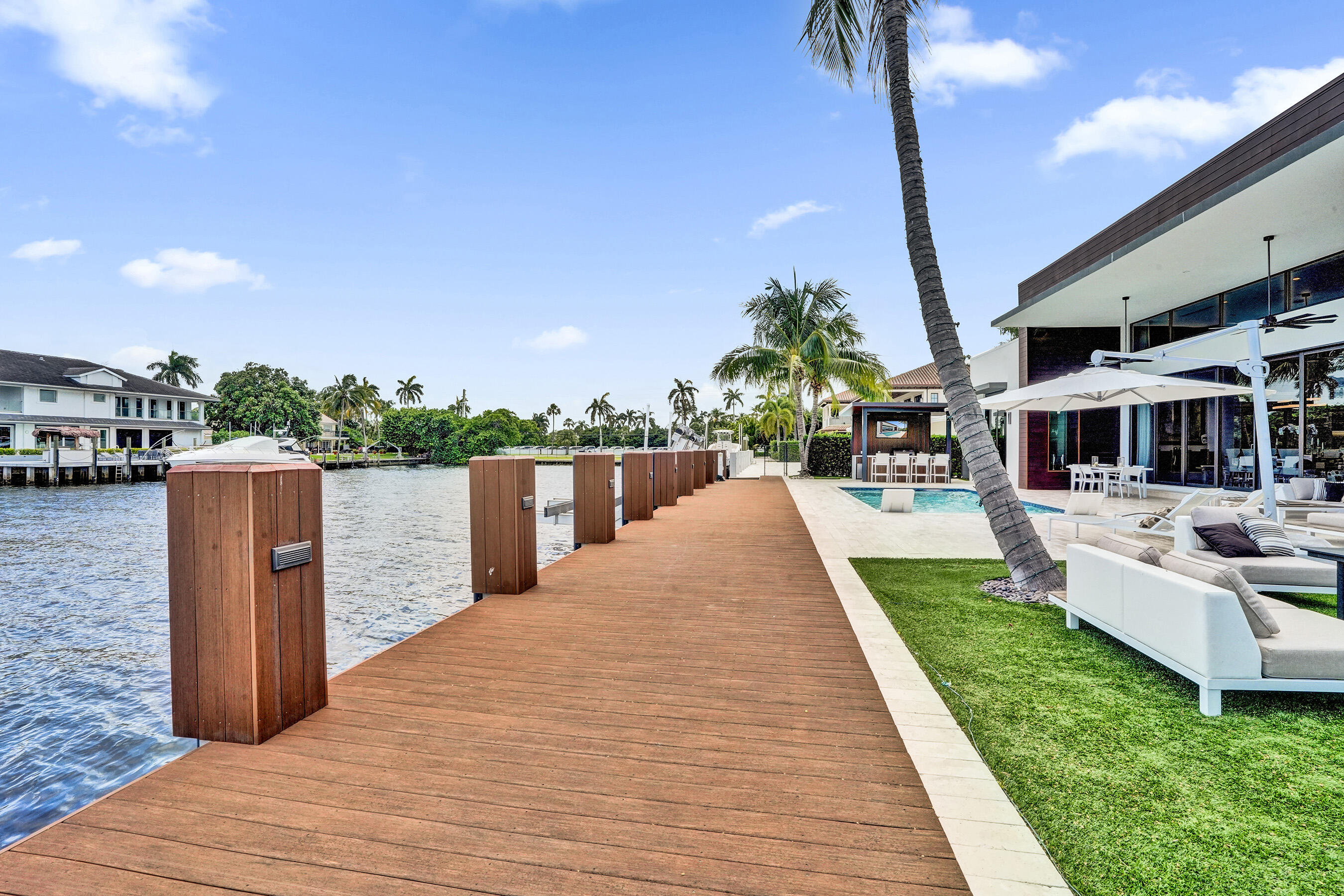 CORAL RIDGE COUNTRY CLUB - Residential