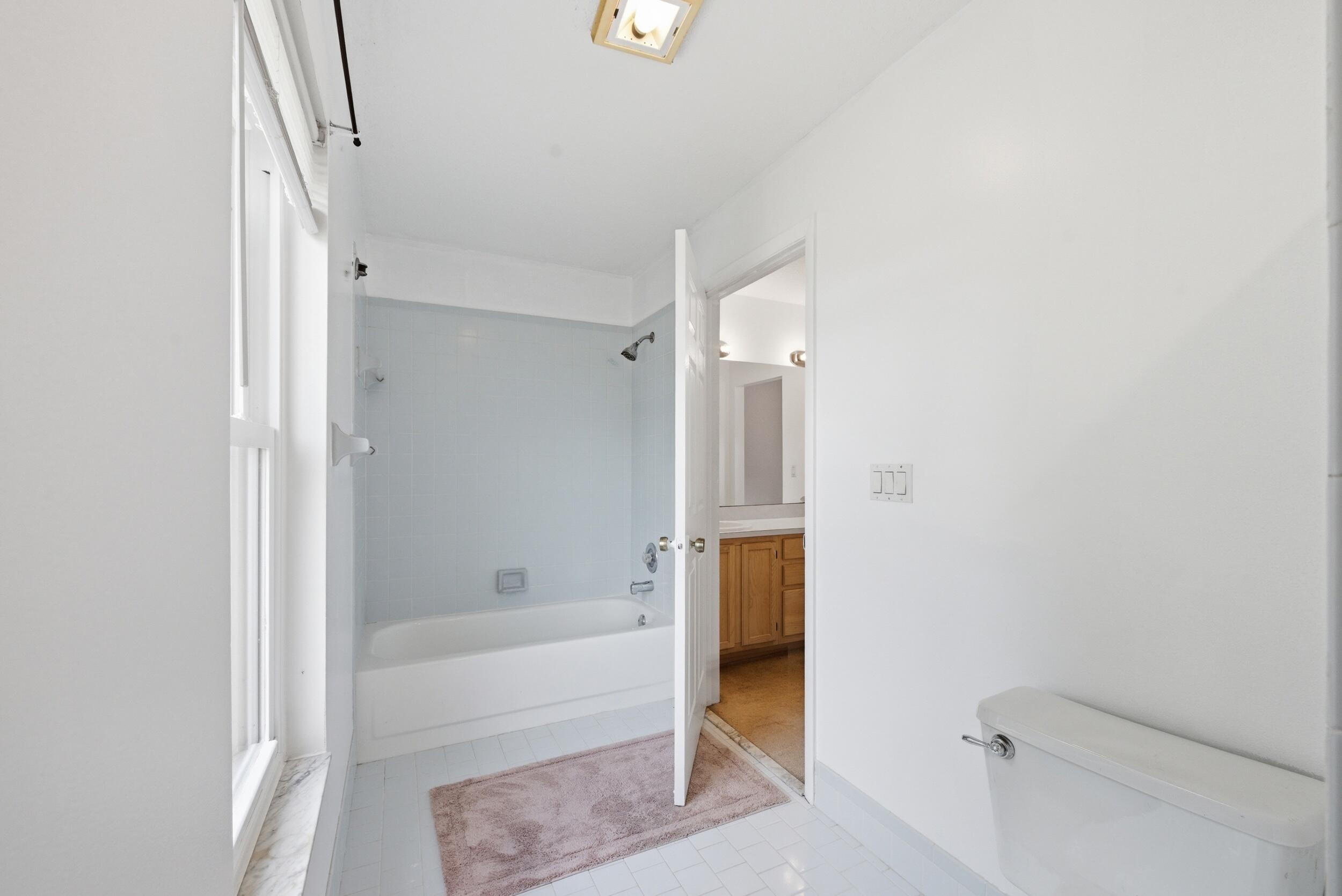 EASTWOOD OF WELLINGTON 3 - Residential