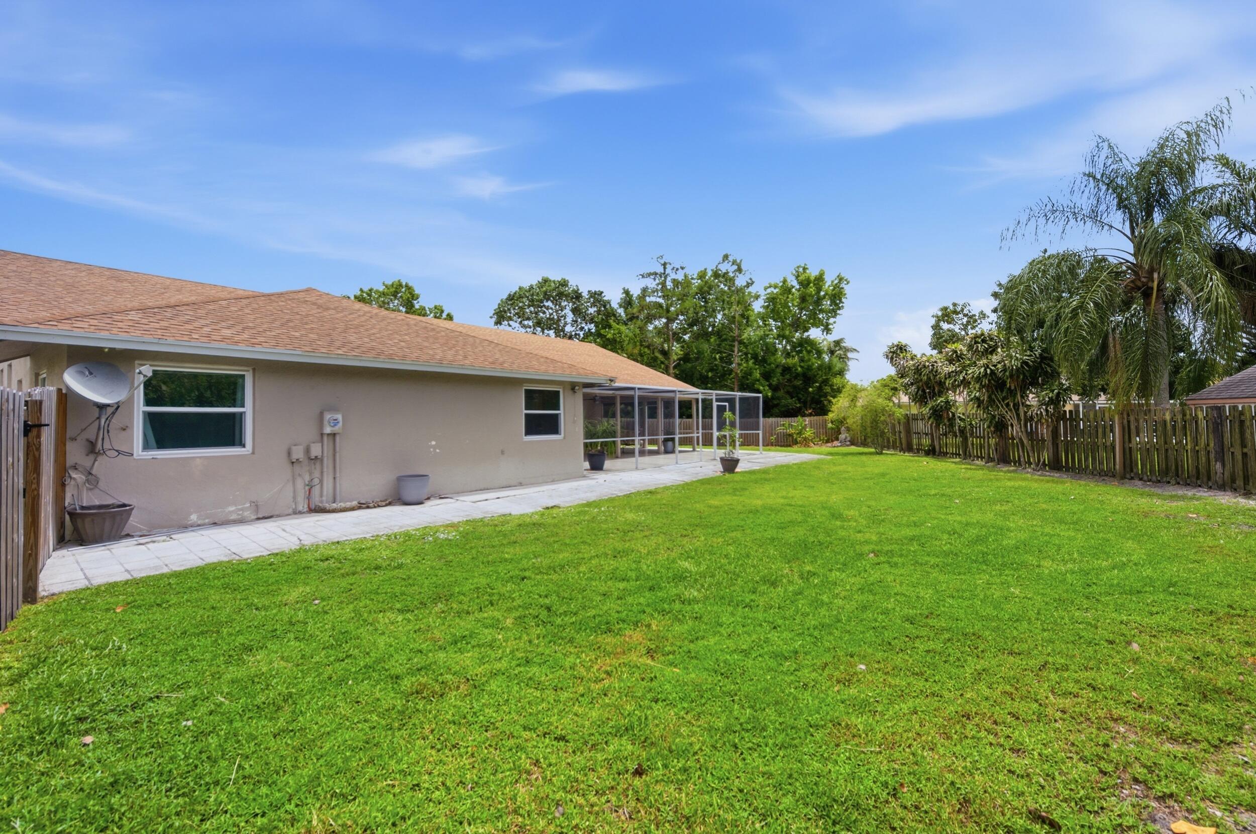 EASTWOOD OF WELLINGTON 3 - Residential