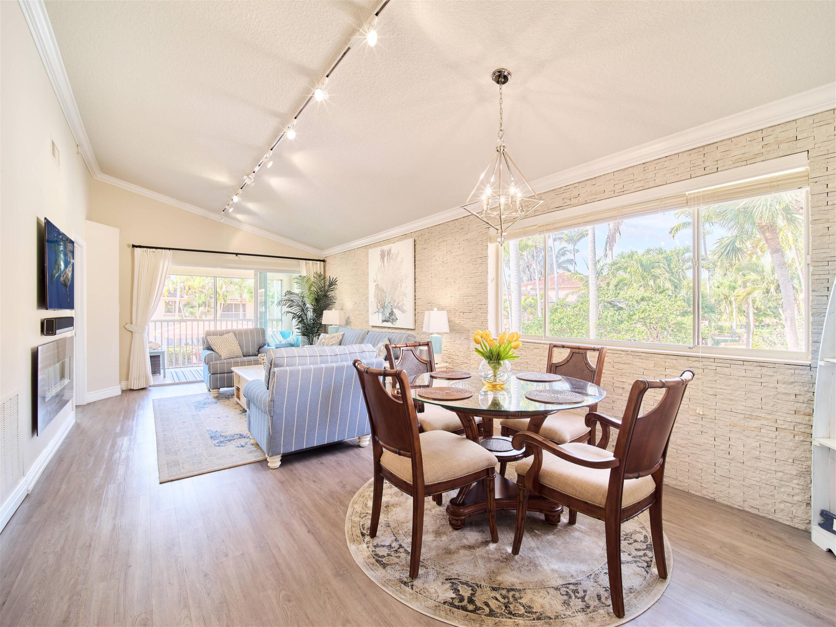 Sterling Villages of Palm Beach Lakes - Residential