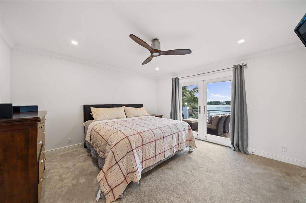 TEQUESTA COUNTRY CLUB - Residential