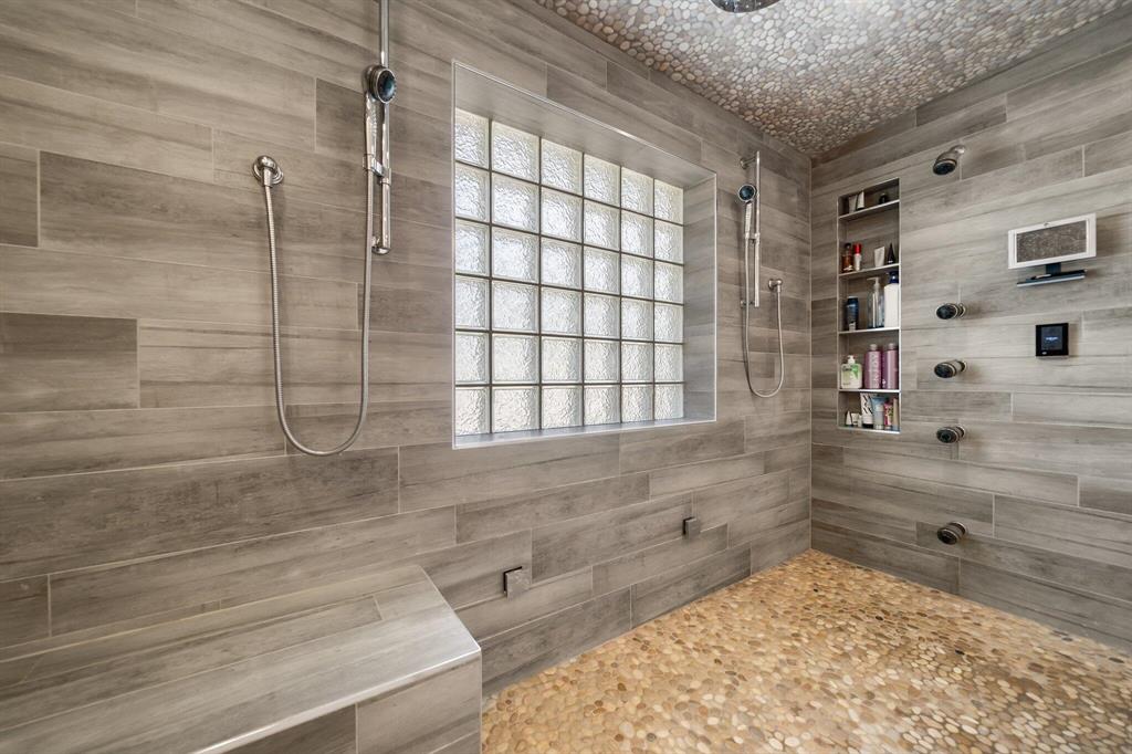 TEQUESTA COUNTRY CLUB - Residential