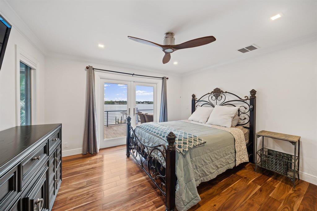 TEQUESTA COUNTRY CLUB - Residential